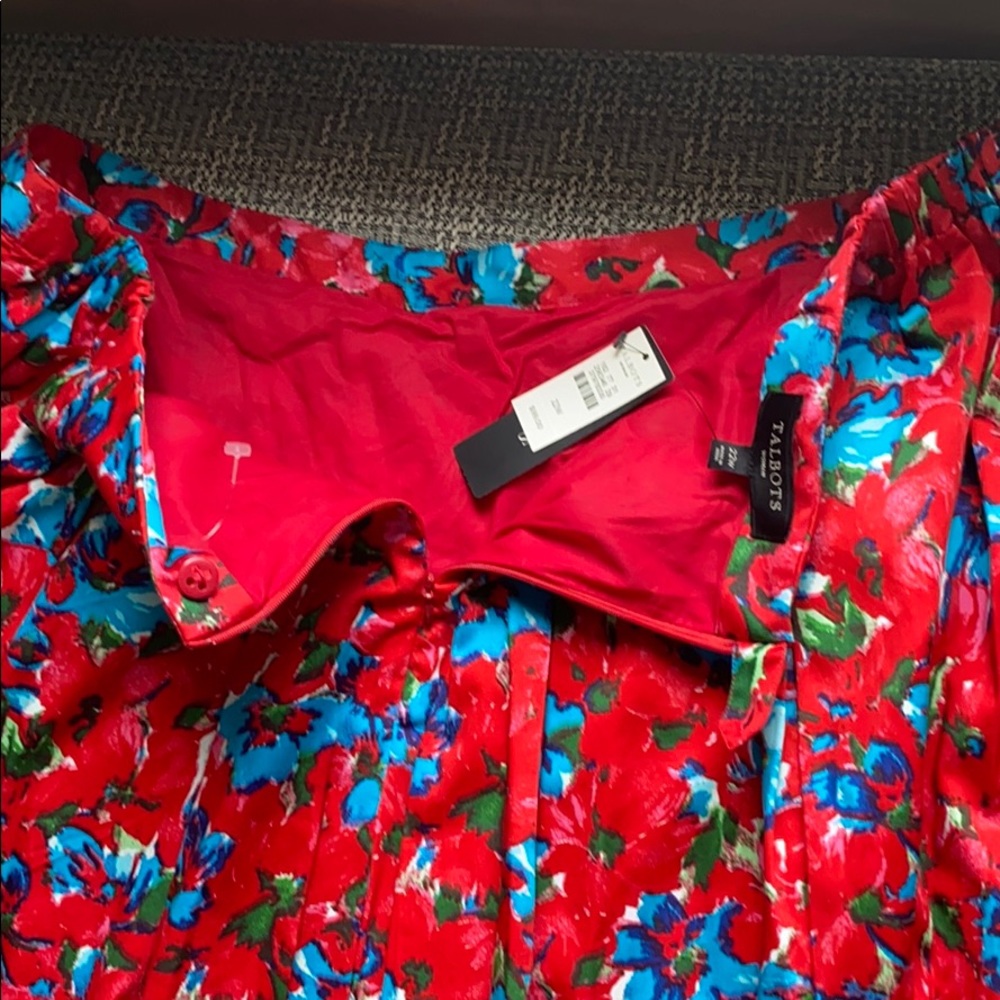 New Talbots Floral Skirt 22W - Picture 4 of 7